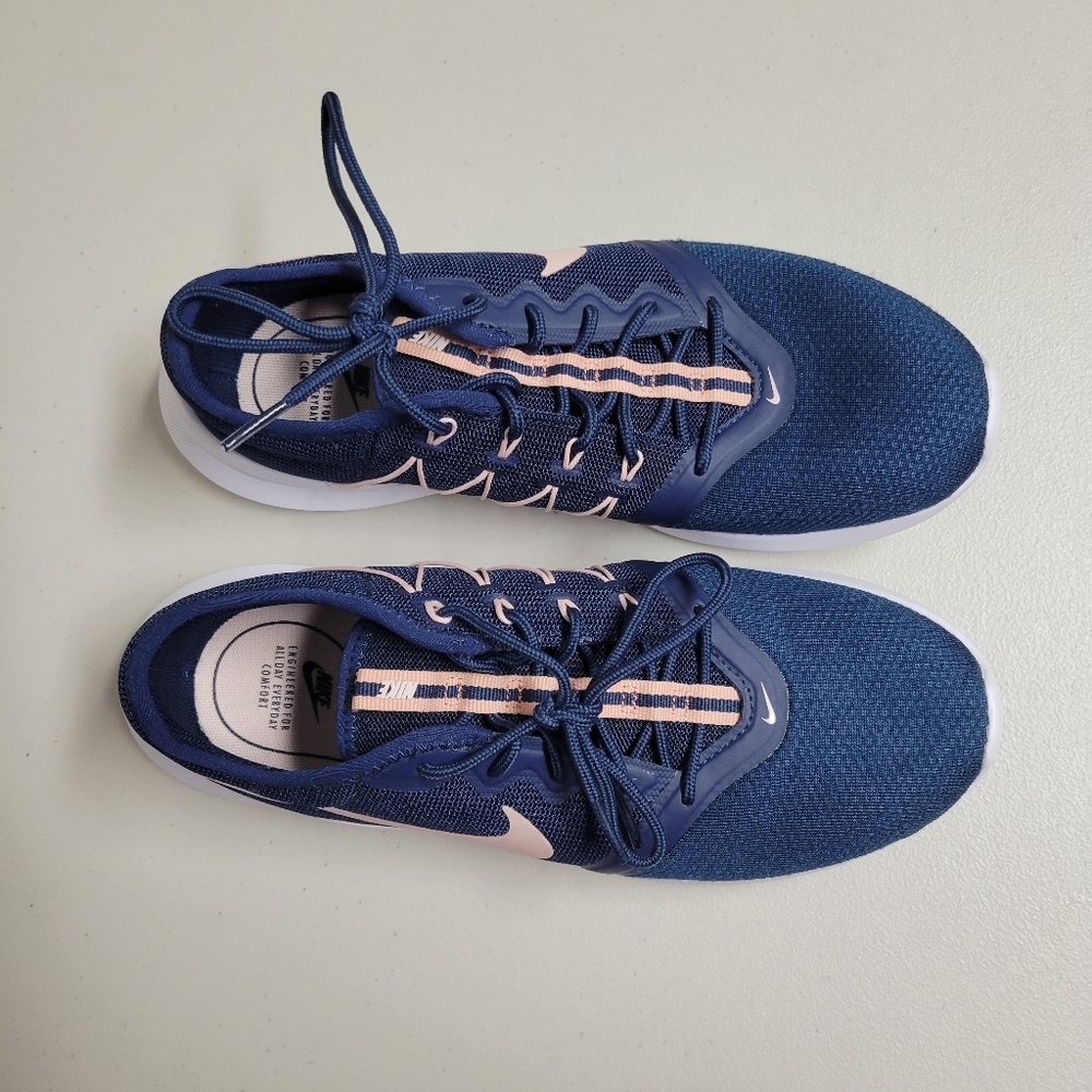 Nike Viale Tech Racer Lace Up Low Top Sneakers Women's Size 8. - Picture 5 of 11